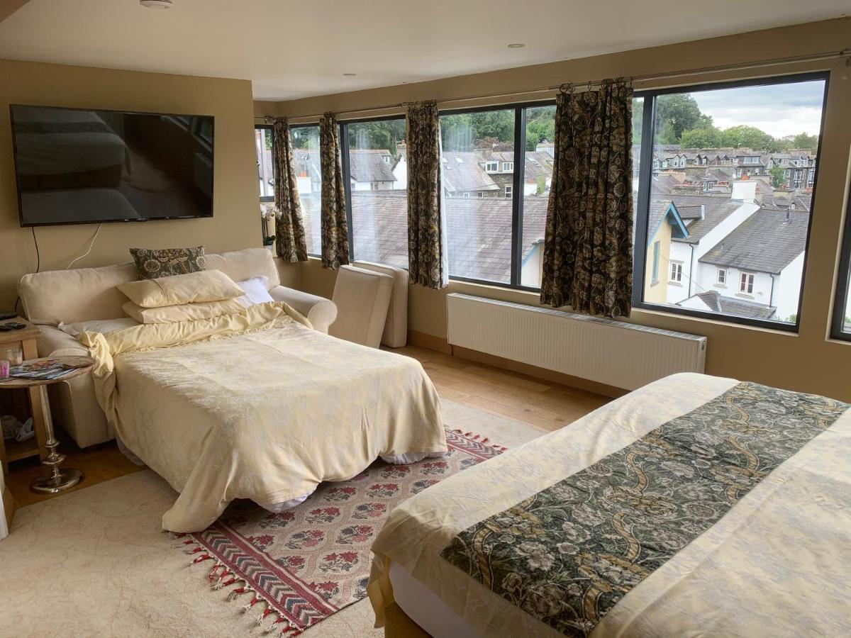 The Penthouse Bowness Luxury Loft Jacuzzi Bath & Complimentary Lakeview Spa Membership Exterior foto