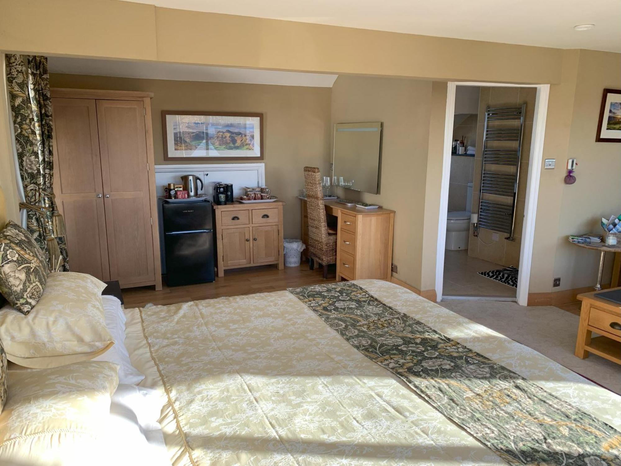 The Penthouse Bowness Luxury Loft Jacuzzi Bath & Complimentary Lakeview Spa Membership Exterior foto